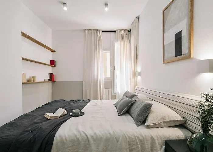 Agnello - 3 Bedrooms And Office In Sant Gervasi Apartment *